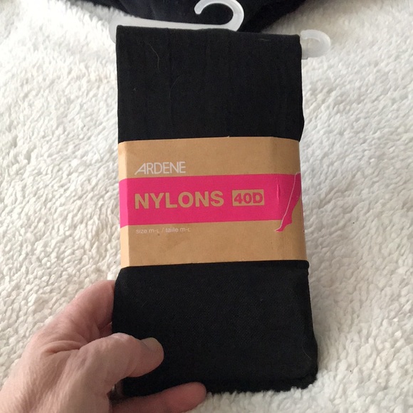 Ladies Tights and Nylons. Note: all Black - Picture 6 of 6